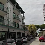 Hotel Apollo