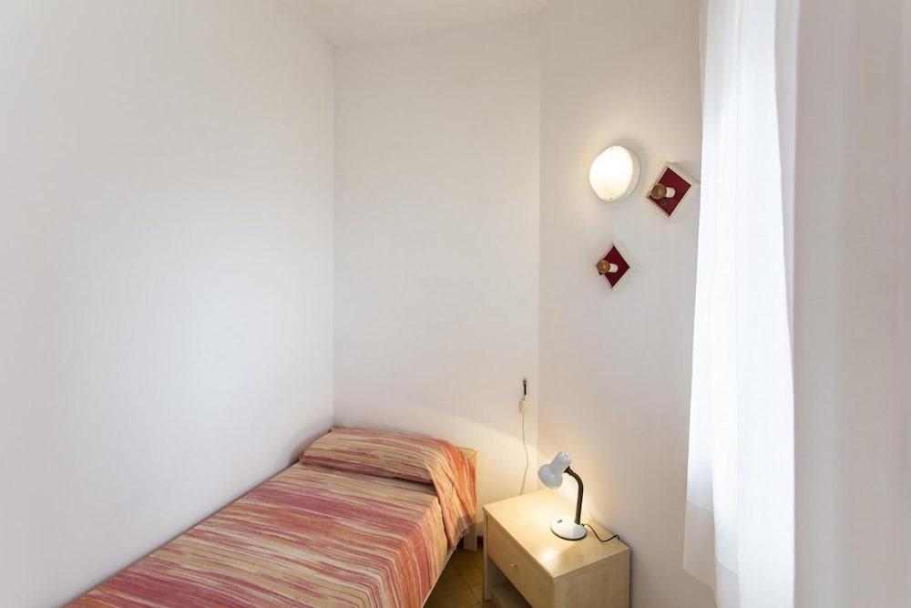 Hotel Apollo 3*