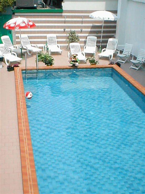 Hotel Apollo 3*